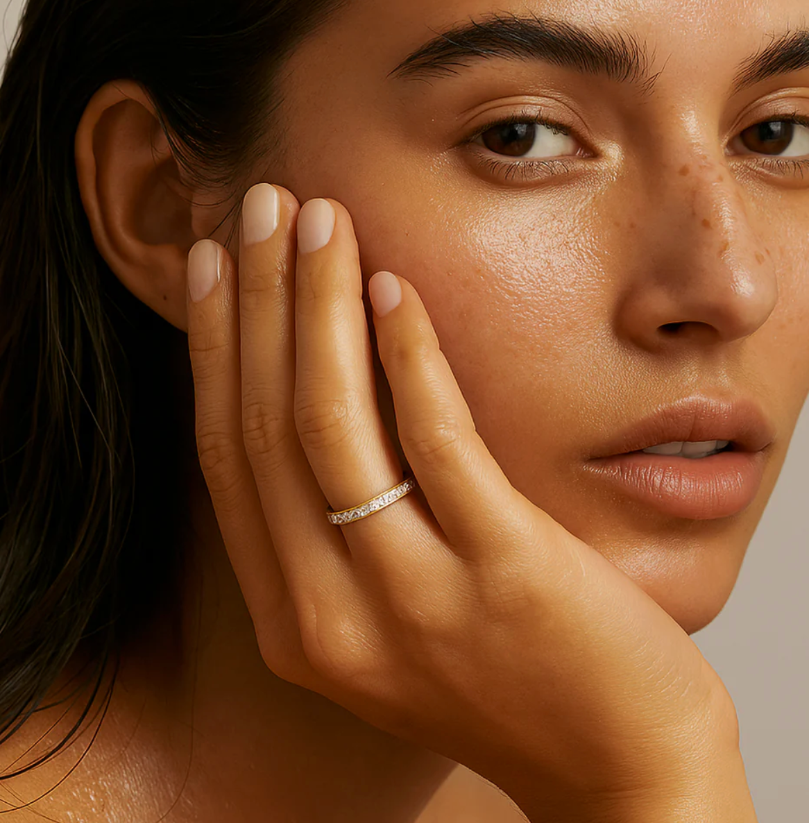 Velia Eternity Ring - 6 - Gold
