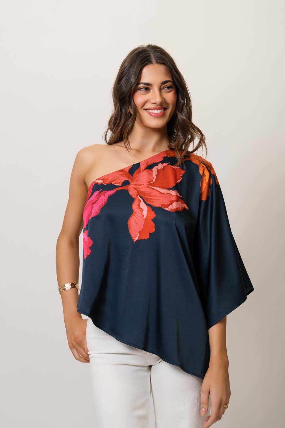 Myra Top