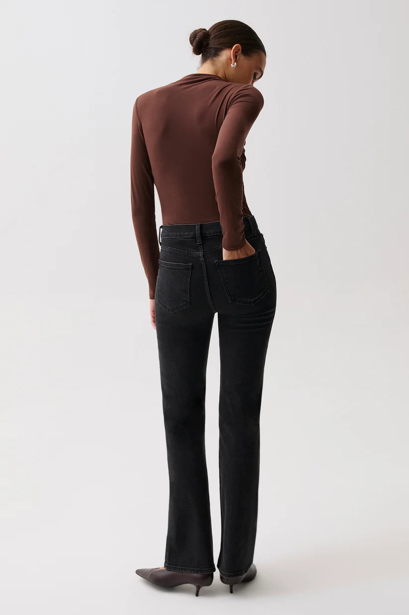 Evie Slim Boot - Jetset