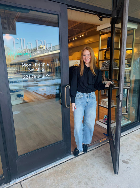 Davidson Welcomes Ella Blū