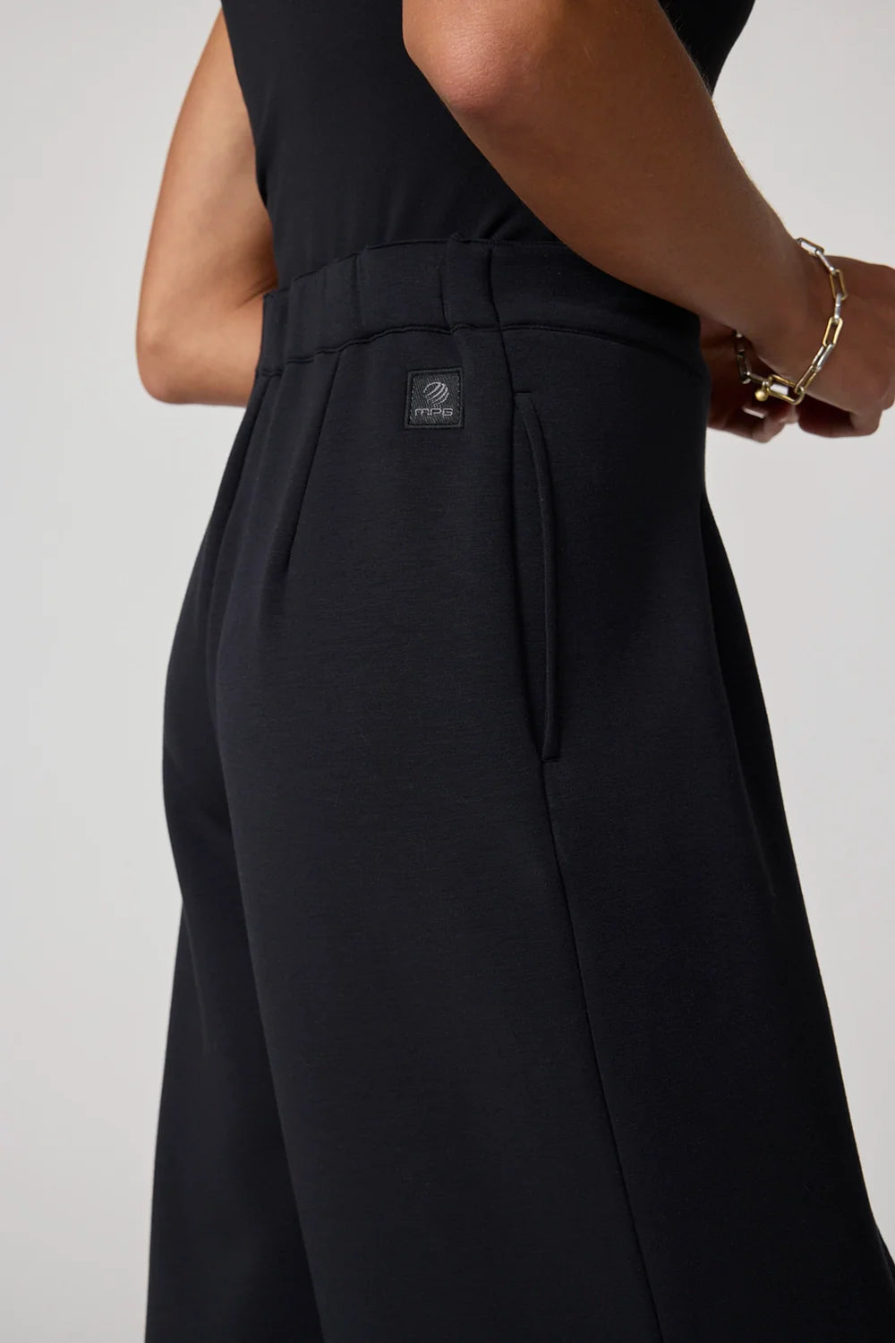 Dreamweave Pleated Pant