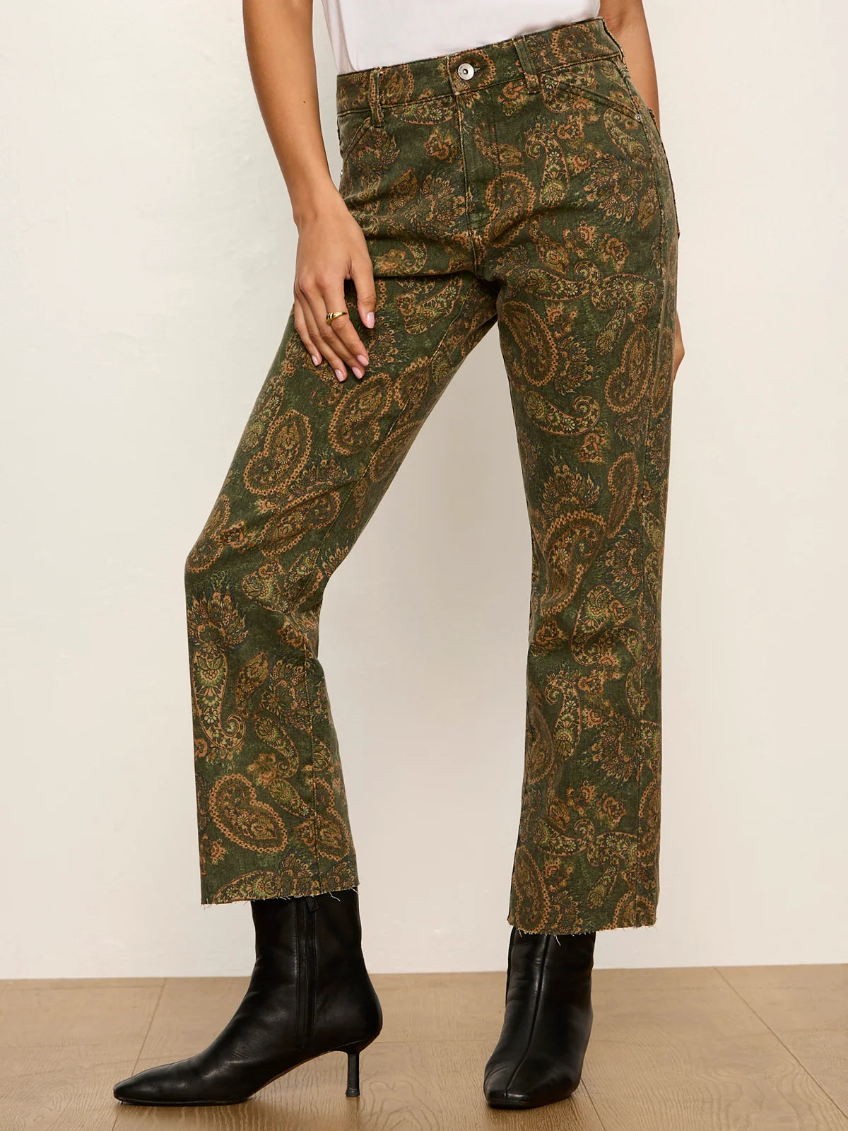 Cadence 90s Straight Crop - Washed Decoratif