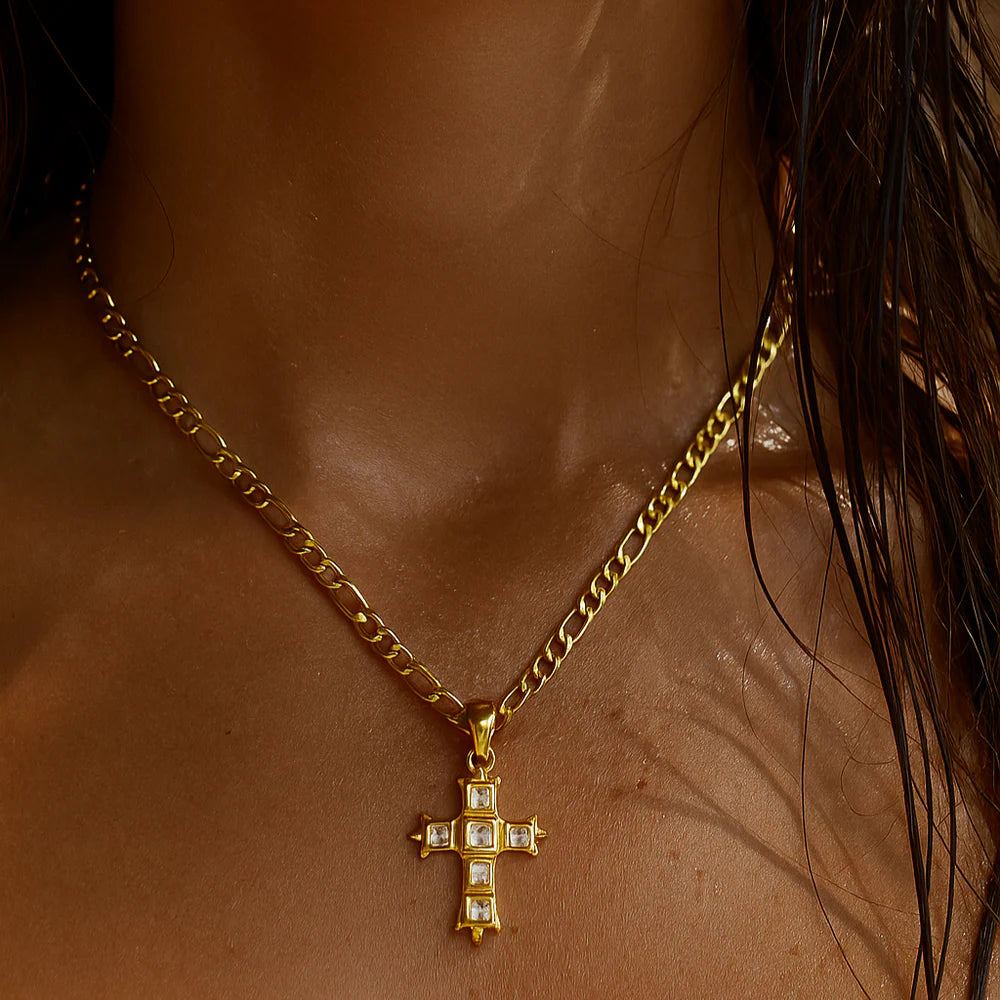 Maren Figaro Cross Necklace - Gold