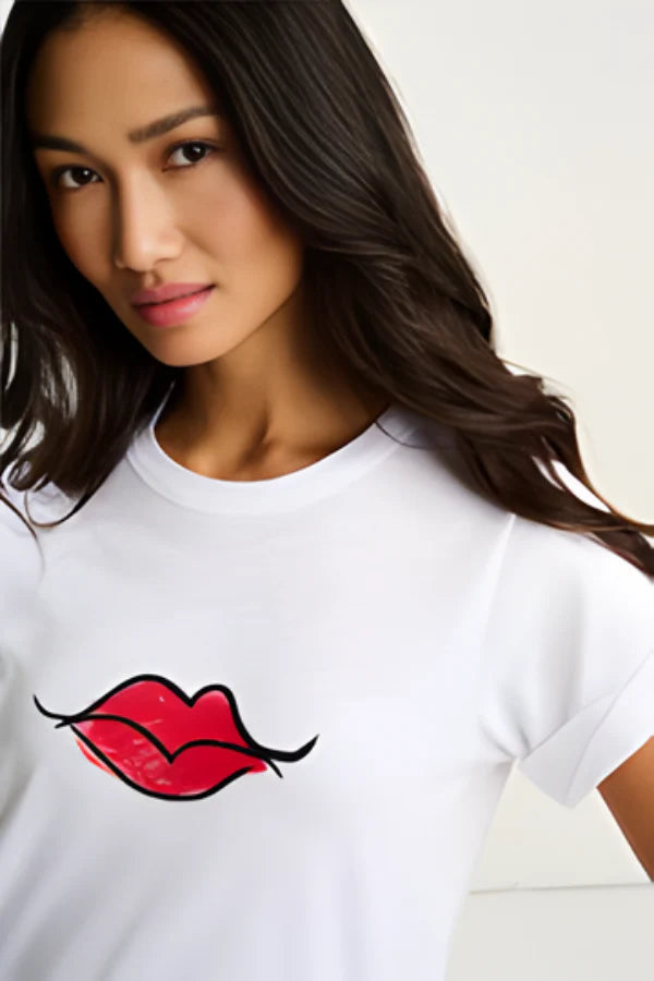 Kiss & Make Up Tee