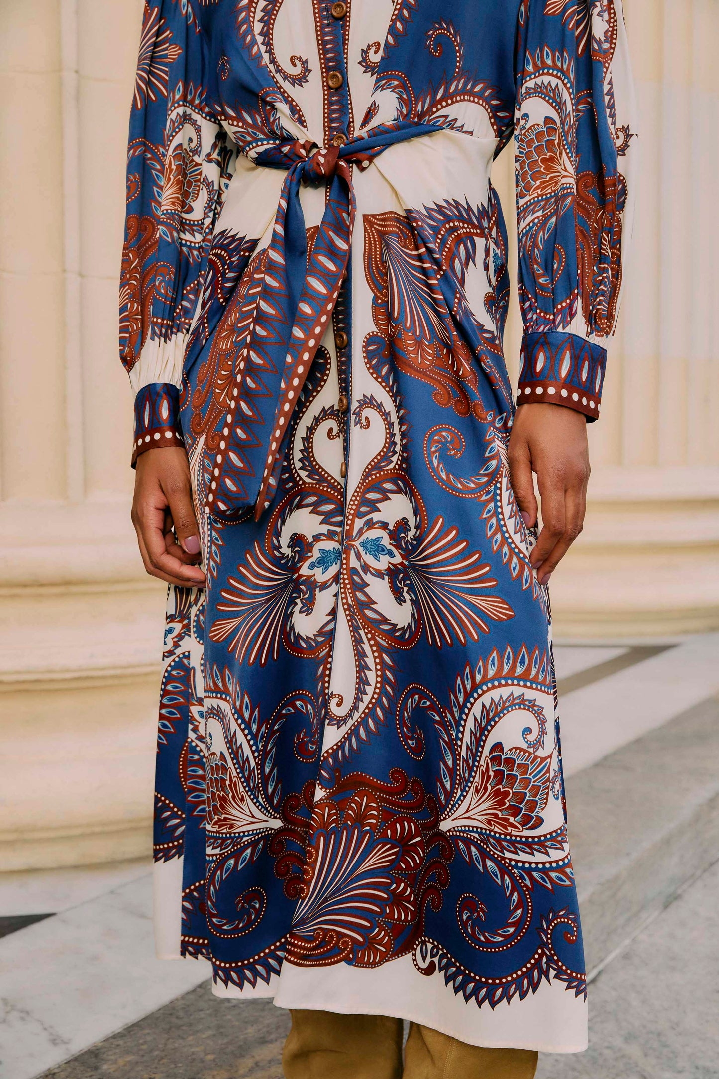 Arabesque Scarf Blue Midi Dress
