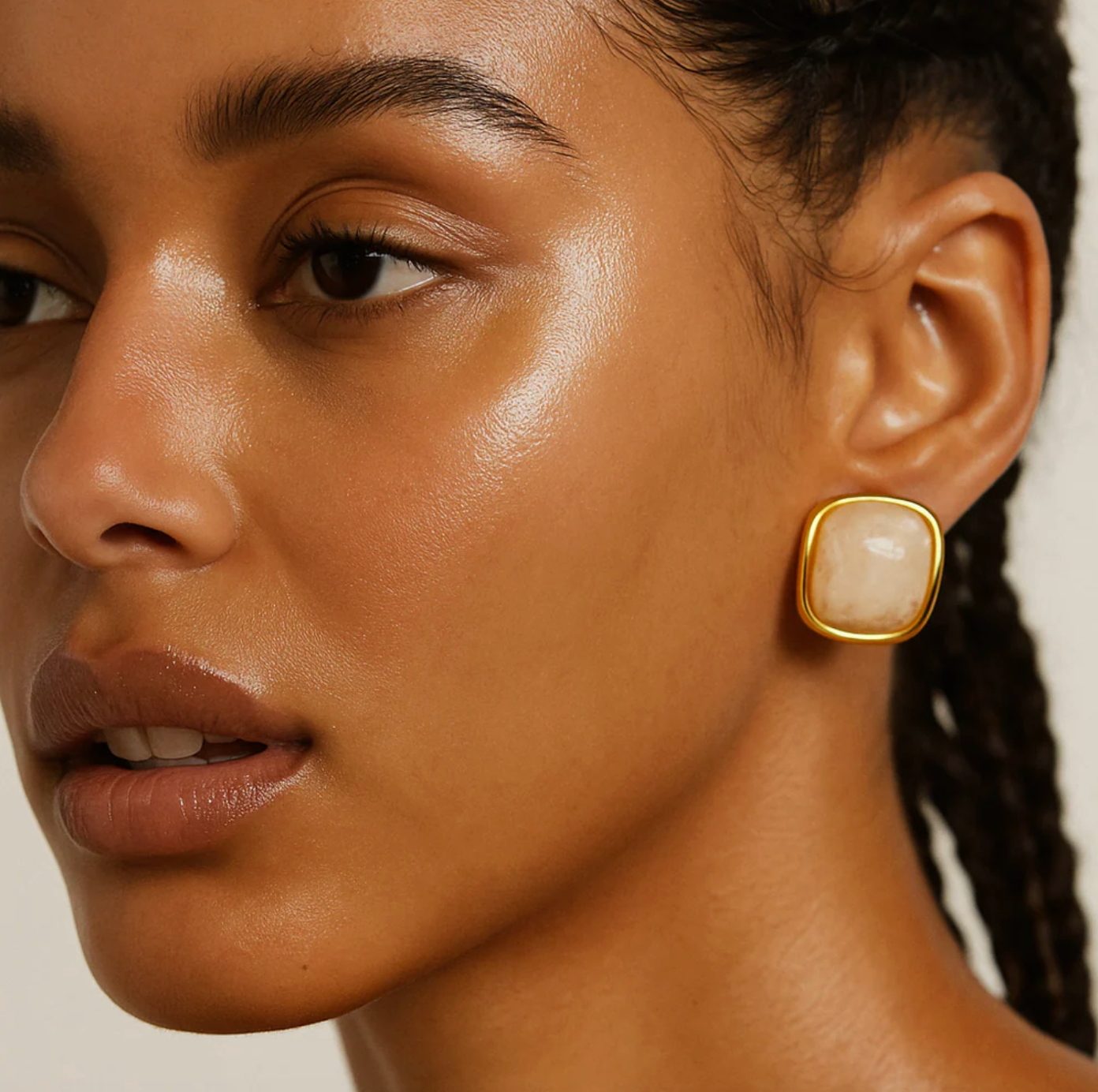 Aviva Earring - Gold
