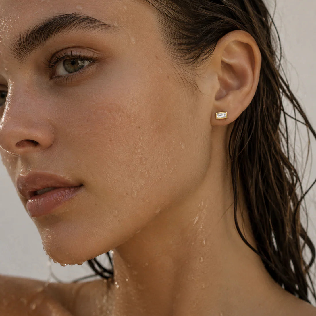 Bardot Baguette Earring - Gold