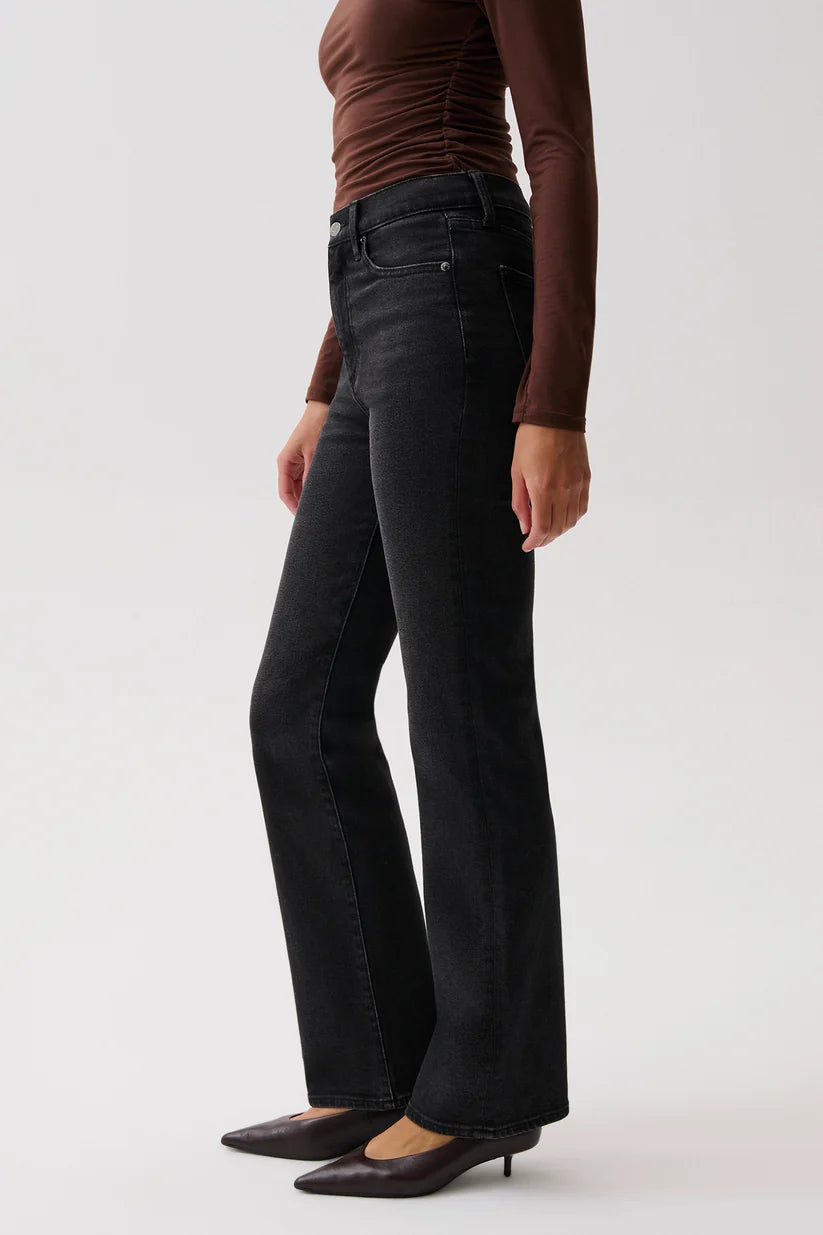 Evie Slim Boot - Jetset